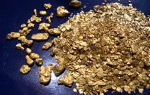 grains d'or et paillettes d'or